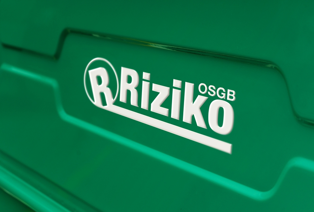 6331 sayılı İş Sağlığı ve Güvenliği Kanununun “Sağlık gözetimi” başlıklı 15. maddesinde işe giriş sağlık raporları, sağlık muayeneleri ve bu raporların kim